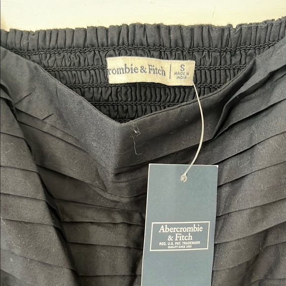 NWT Abercrombie & Fitch Black Square Neck Puff Sleeve Ruched Mini Sundress - Picture 4 of 5